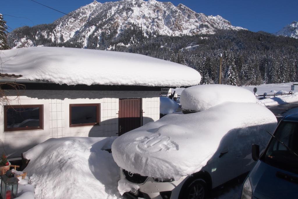 Ferienwohnung Haus Bergwelt Grän Exterior foto