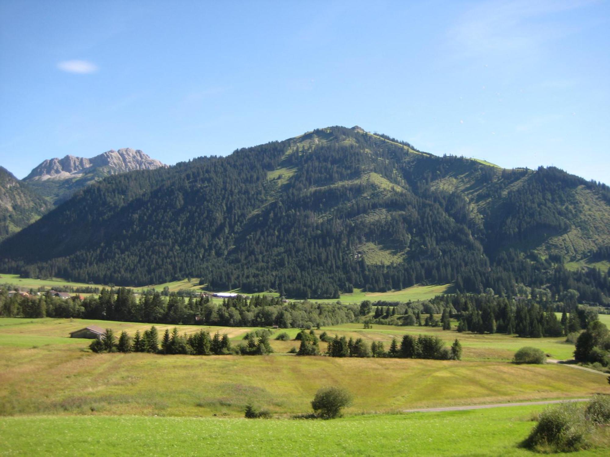 Ferienwohnung Haus Bergwelt Grän Exterior foto